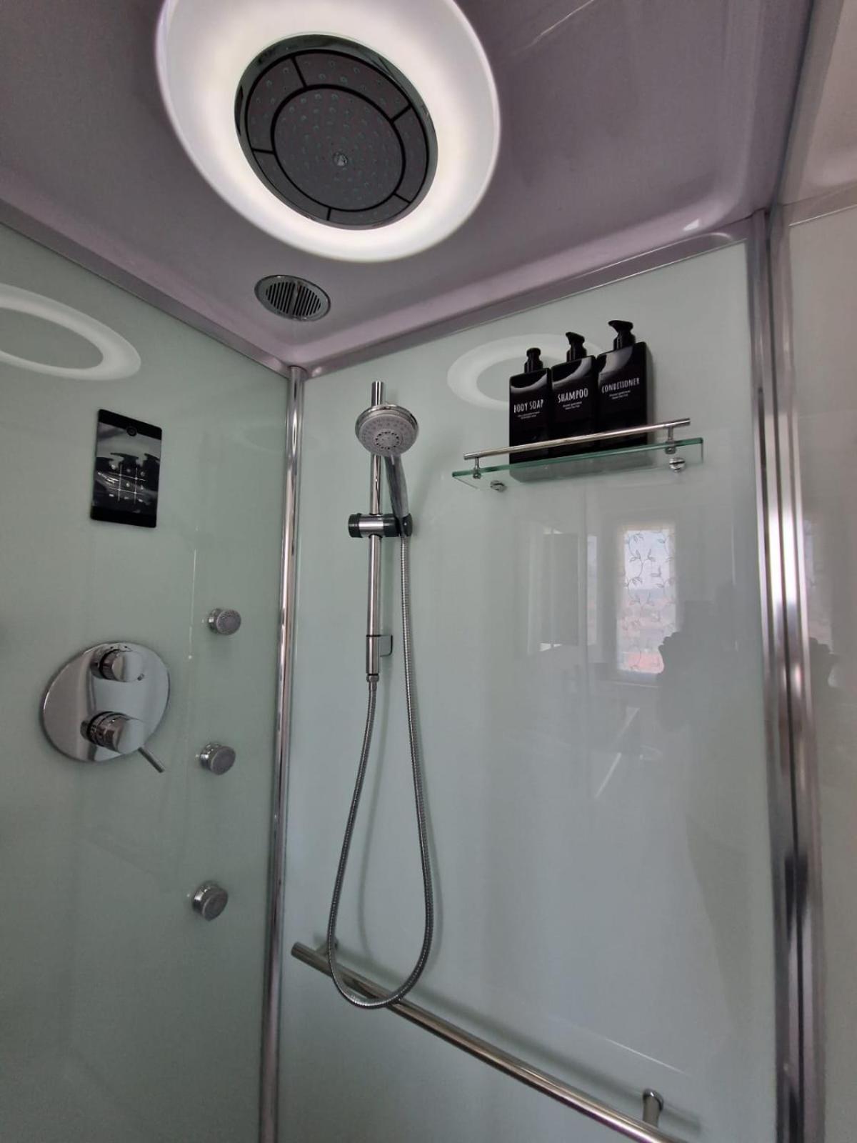 Appartamento Residenza Luigio Verbania Esterno foto